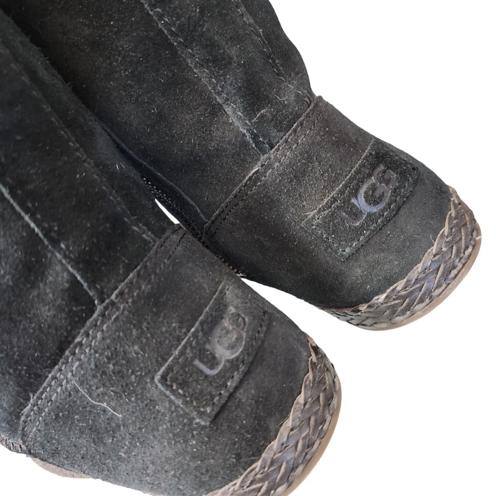 UGG Emerie Knee High Flat Boots Black Genuine Suede Tassel Charm Size 8 Boho - Picture 6 of 11